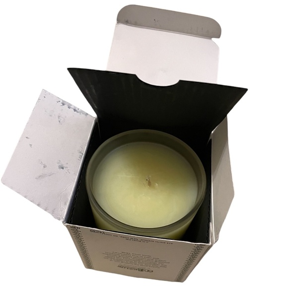 C.O.BIGELOW COZINESS AMBER SCENTED CANDLE 8.5 Oz HEALING AROMATHERAPY - Picture 2 of 8